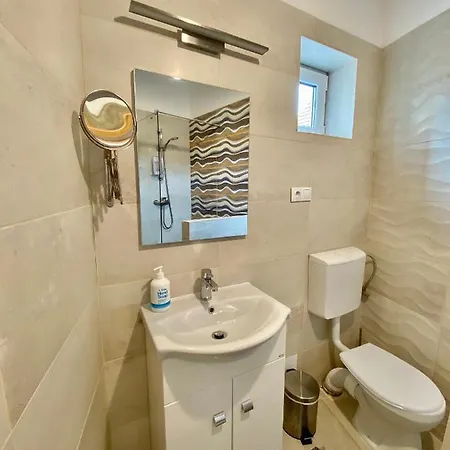 Casa Balcescu 3*